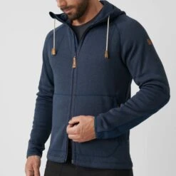 FJÄLLRÄVEN ÖVIK FLEECE HOODIE M Herren - Fleecejacke -Fjällräven Outdoor Günstiges Geschäft 5637523954 j oevik fleece hoodie m fjaellraeven 24