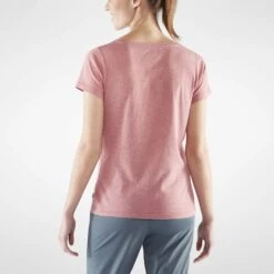 FJÄLLRÄVEN 1960 LOGO T-SHIRT W Damen - T-Shirt -Fjällräven Outdoor Günstiges Geschäft 5637912129 e 1960 logo tshirt w fjaellraeven 24